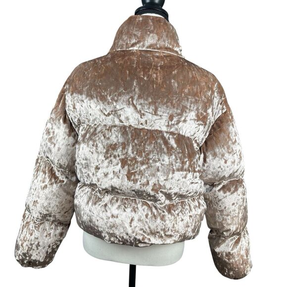 Fabletics Women’s Wander Crushed Velour Puffer Bomber Jacket Small Teddy Cropped - Picture 7 of 16
